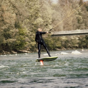 Foil-surfing-in-the-river