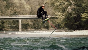 River-bungee-foiling