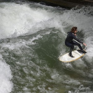 Steve Ratzisberger Surfs the Eisbach