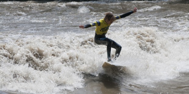 murbreak-riversurf-contest-2012-25